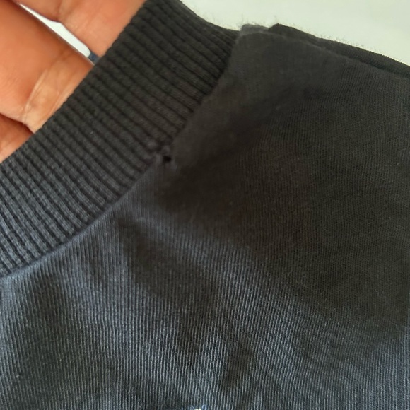 H&M Divided Black Boxy Printed Crop Top size M - Picture 7 of 7